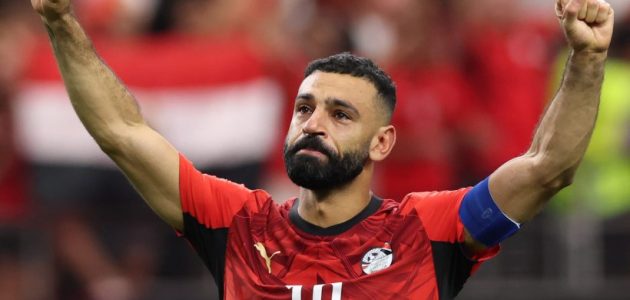 رسالة من محمد صلاح للجماهير بعد وصول بعثة المنتخب إلى مصر